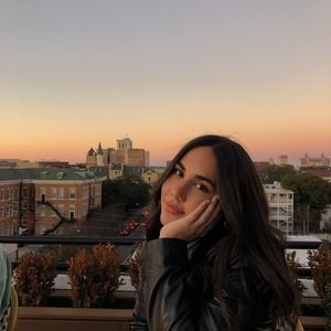 Meet your Posher, Andreina